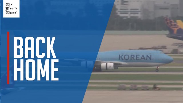 Plane carrying South Korean workers detained in US lands at Incheon airport