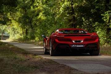 Inspired by #124 von Autoforma: Ferrari 296 GTS, Handarbeit, Design und Hybrid-Technik in einem einzigartigen GT