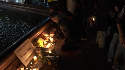 Sidney turns into a SEA of CANDLES as Australians pay TRIBUTE to Charlie Kirk