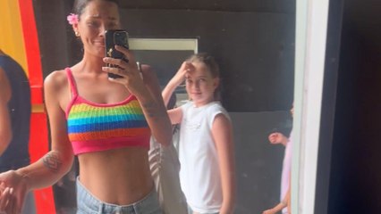 Mirror at Mirabilandia park makes girl’s legs look hilariously short