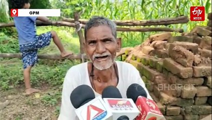 गांव में डायरिया फैलने के बाद लगा मेडिकल कैंप, कुछ घरों में ग्रामीण ताला लगाकर अस्पताल में भी भर्ती