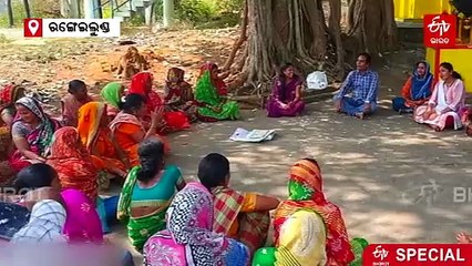 ବ୍ରହ୍ମପୁରର କ୍ଲାଇମେଟ ଚମ୍ପିଆନ ସ୍ୱର୍ଣ୍ଣଲତା ସାହୁ; ଜଳବାୟୁ ସମ୍ପର୍କିତ ଜ୍ଞାନ ଦେଇ ମହିଳା ଚାଷୀଙ୍କୁ କରୁଛନ୍ତି ସଶକ୍ତ