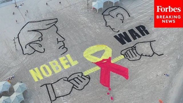 Anti-War Activists In Tel Aviv Create Anti-Trump, Anti-Netanyahu Artwork