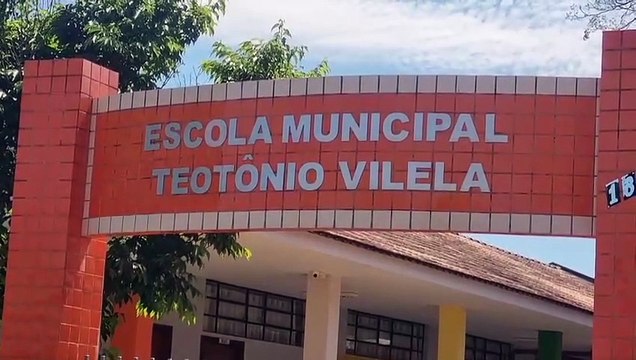 Menino bate a cabeça em parquinho de escola em Cascavel e é socorrido pelo Siate