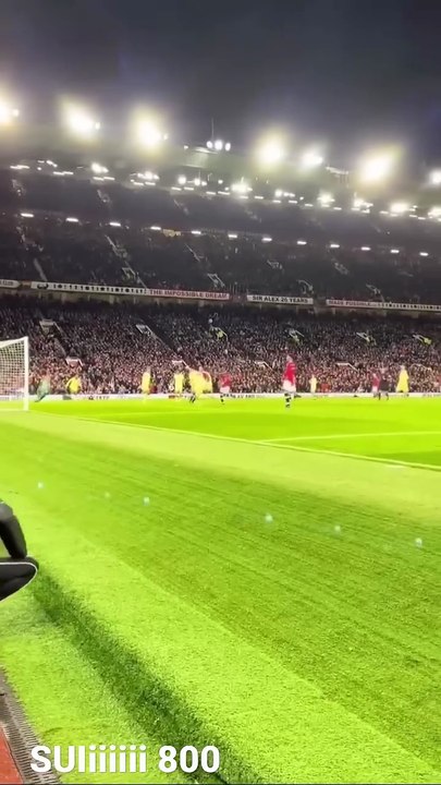 The entire stadium bouncing SIUUU with C.Ronaldo's 800th GOAL #shorts #CR7 #C.Ronaldo #Siu #ronaldo