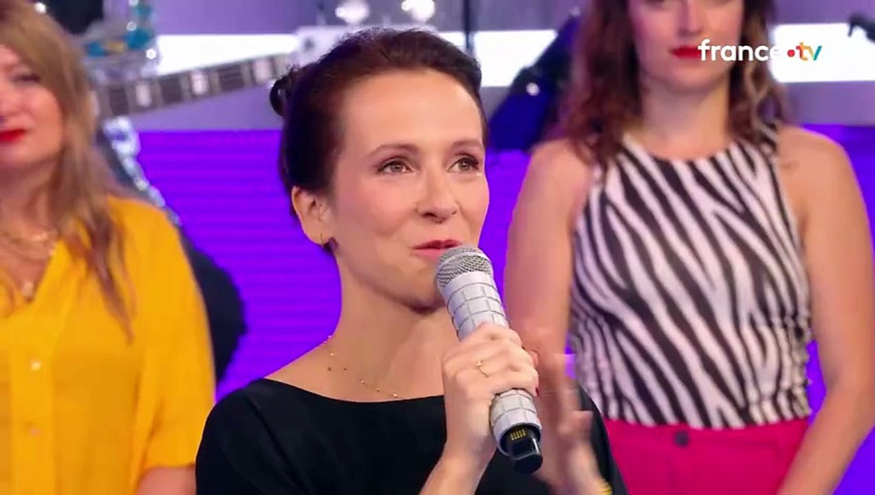 FEMME ACTUELLE - "C’était une aventure unique" : coup de théâtre dans N’oubliez pas les paroles, la Maestro Morgane est éliminée