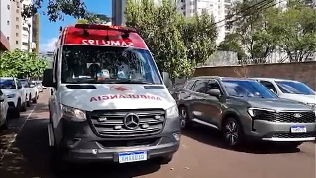 Samu resgata mulher após parada cardíaca no Centro de Cascavel