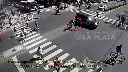 Robo y persecución en pleno centro de La Plata: un detenido y un cómplice prófugo