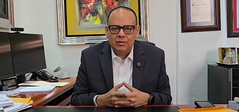 Colegio de Abogados retira cualquier documento o manifestación que avale permiso laboral de Donni Santana y convoca de emergencia junta directiva