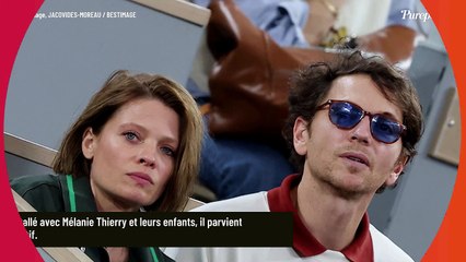 1,75 m pour 69 kg, Raphaël s’adonne à une activité physique 5 jours sur 7 à Montmartre et ne peut plus s’en passer