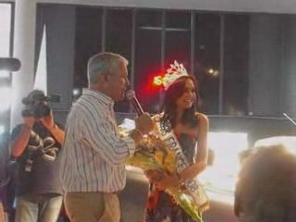 Valerie Begue au Caille Motor Show