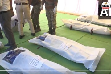 CG Naxal Encounter: गरियाबंद ऑपरेशन में 10 नक्सली ढेर, हथियारों के साथ शव बरामद, देखे Video