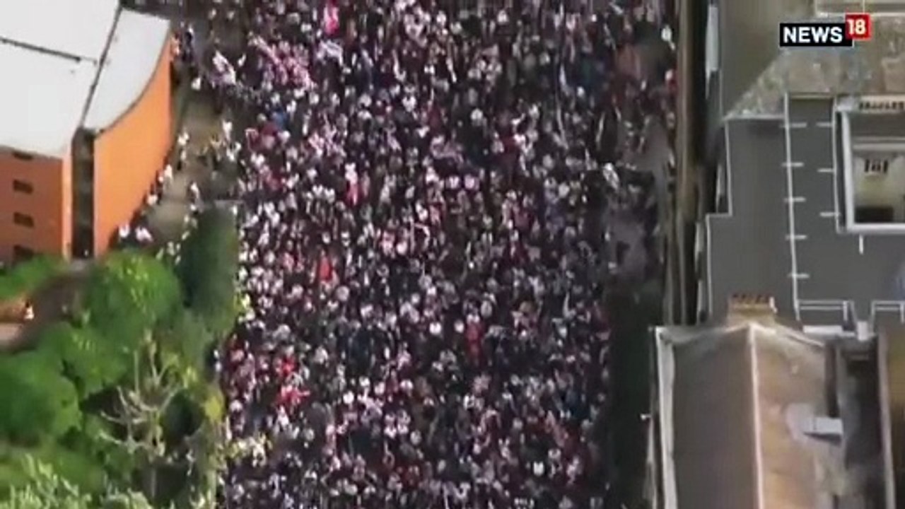 Plus de 110.000 personnes dans les rues de Londres contre l'immigration et pour rendre hommage à Charlie Kirk abattu aux USA