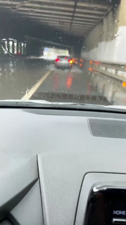 Carreteras inundadas por las lluvias de este sábado, 8 de septiembre, en Cerdanyola