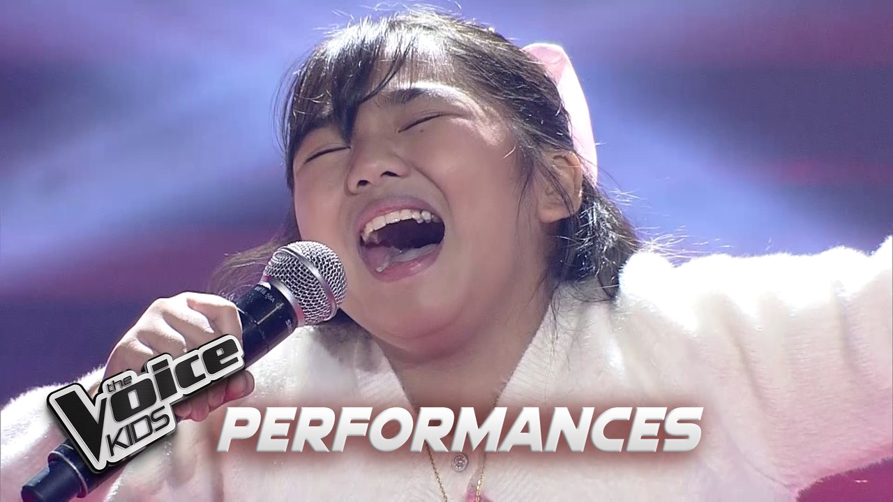 The Voice Kids: Princess Ferwelo's FAST ROUND with 'Don't Rain On My Parade'! | Blind Auditions