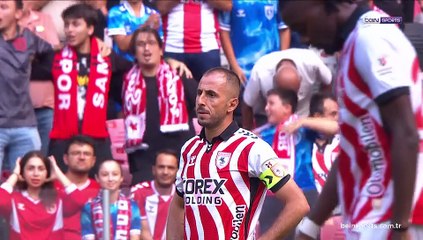 Samsunspor vs Antalyaspor: 1-2 Sonuçla Biten Heyecan Dolu Maç ⚽ - thumbnail