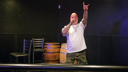 QUIET RIOT - CUM ON FEEL THE NOIZE (PERFORMED LIVE AT THE WESTERNER)