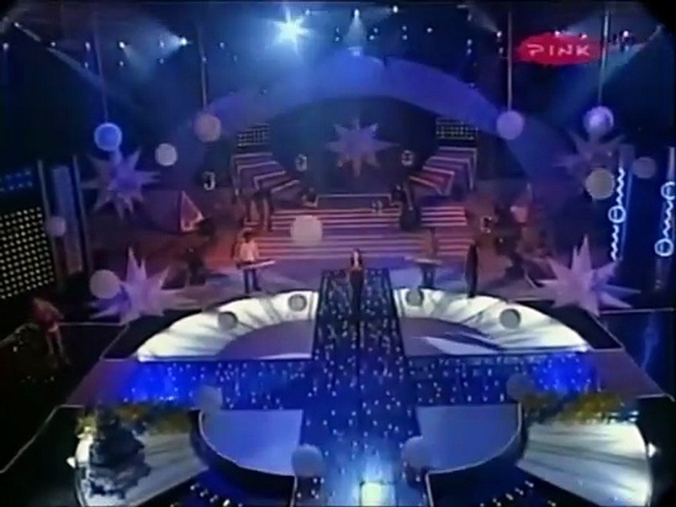 Ceca - Mesec nebo zvezdice - Novogodisnji show - (TV Pink 2007)