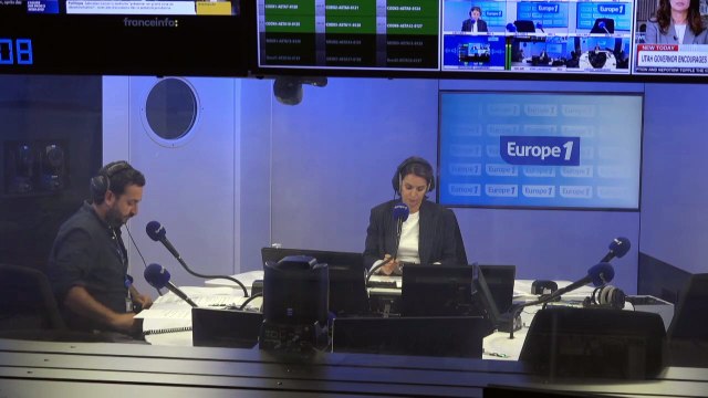 Au pied de la tour Eiffel, plus de 1.300 portraits de familles de victimes d'homicides routiers