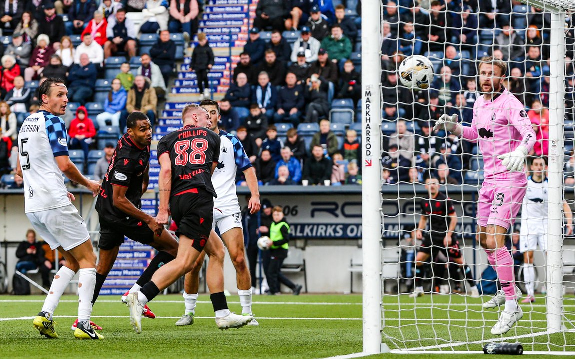 Falkirk manager slams 'Sunday pub team' defending in St Mirren loss