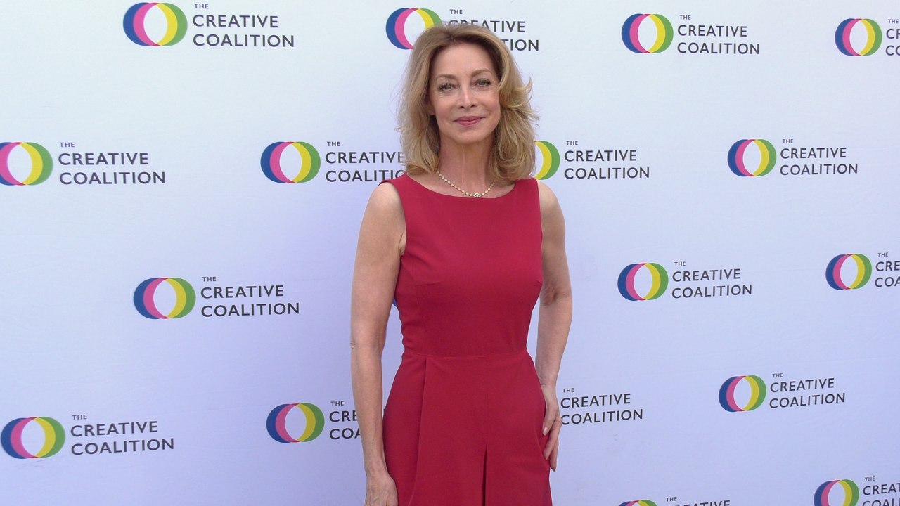 Sharon Lawrence attends the Creative Coalition's 11th Annual Humanitarian Awards Luncheon