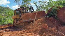 Removing D6R XL Bulldozer Hill to Create a New Road