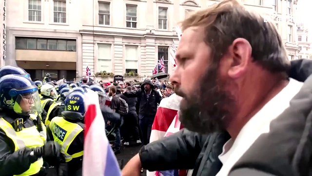 À Londres, une manifestation anti-immigration rassemble plus de 100 000 personnes
