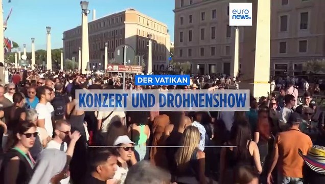 Drohnen-Show über dem Vatikan: Tausende Besucher beim Konzert mit Bocelli und Pharrell Williams