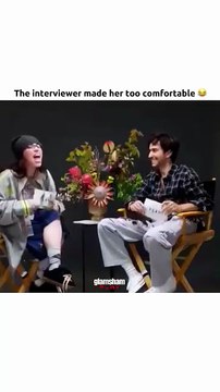 When Billie’s the guest, the interviewer forgets their script 😅❤️ #glamsham #hollywood #celebs #billieeilish Glamsham, Hollywood, Celeb, Billie Eilish