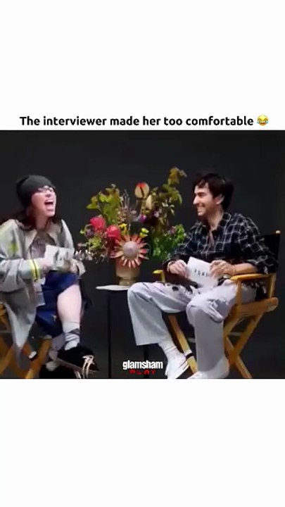 When Billie’s the guest, the interviewer forgets their script 😅❤️  #glamsham #hollywood #celebs #billieeilish  Glamsham, Hollywood, Celeb, Billie Eilish
