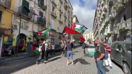 L'ex premier israeliano Olmert a Napoli, la protesta pro Palestina