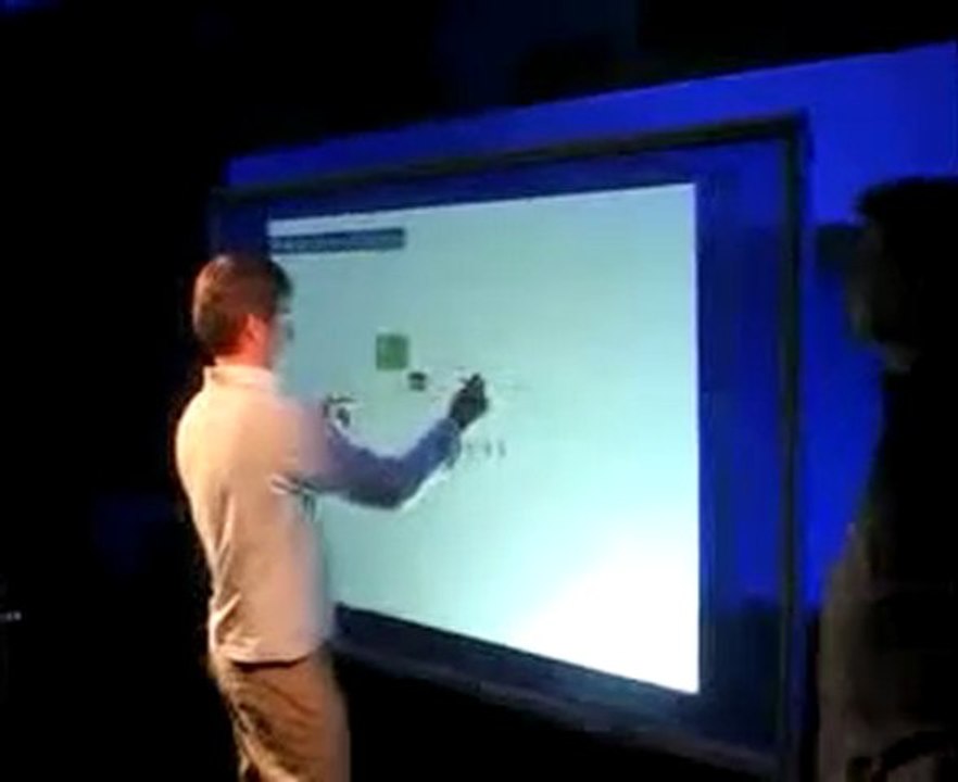 Microsoft présente le Touchwall