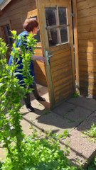 Je sais plus laquelle est la vraie