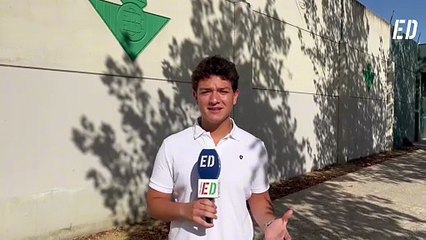 El Betis entrena sin Deossa, Bartra y con el saludo de Isco