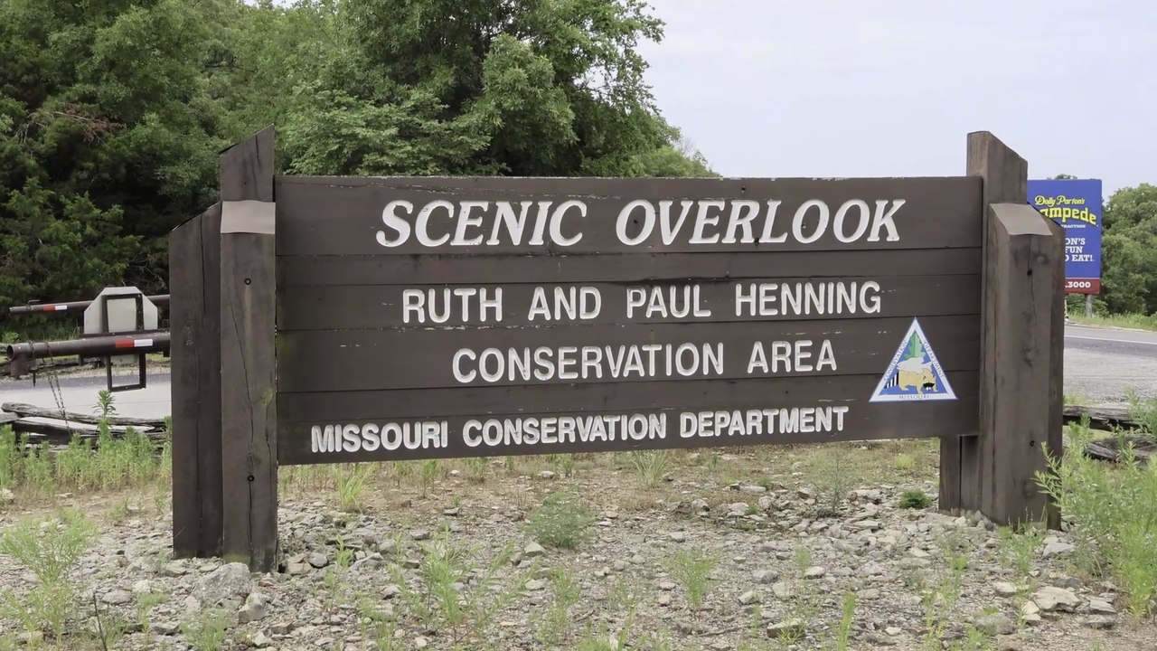 The Magic of Henning Scenic Overlook in Branson, Missouri!  4K VLOG