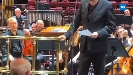 İsrailli orkestra şefi Ilan Volkov, Londra'daki BBC Proms'ta İsrail'in Gazze'deki saldırılarını kınayan duygusal bir konuşma yaptı
