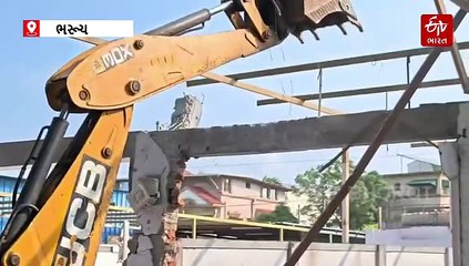 ભરૂચમાં મેગા ડિમોલેશન, જંબુસર બાયપાસથી કંથારીયા સુધી દબાણ પર બુલડોઝર ફરી વળ્યા