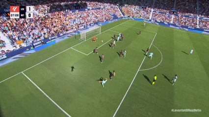 La Liga : Le Real Betis résiste à Levante