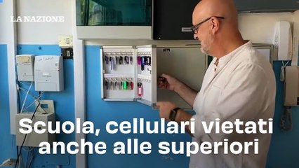 Scuola, cellulari vietati anche alle superiori