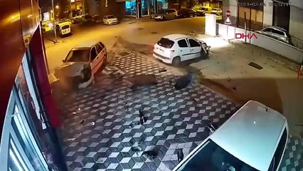 Başına gelenler bir esnafı canından bezdirdi: 2 yılda tam 9 kez araç çarptı!