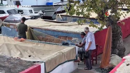 Tekirdağ'da çıkan poyraz, umutları erteletti: Tekneler limana çekildi