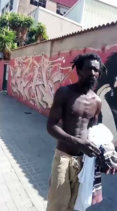 Enfrentamiento con un okupa en Badalona