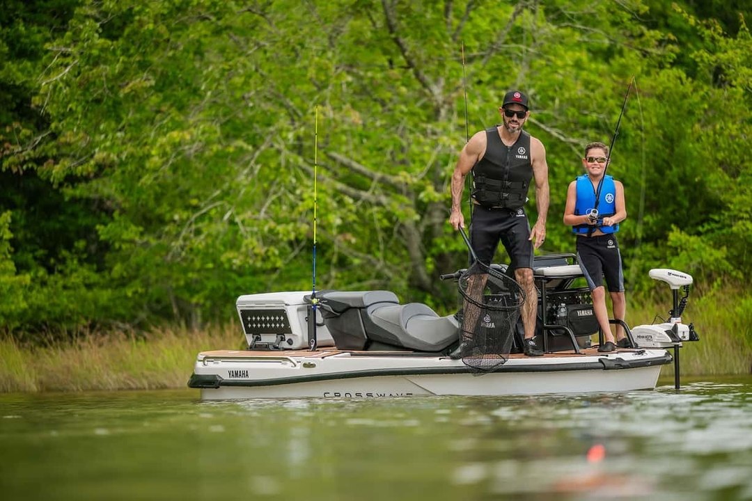 Neuer Yamaha CrossWave 2026 vorgestellt – Jet-Ski mit Deck, Stauraum & Angel-Setup!