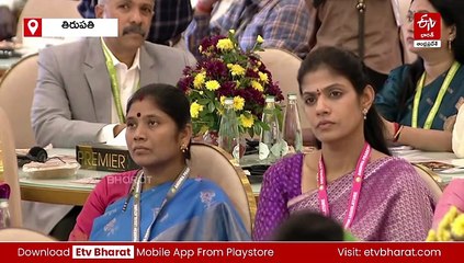 'వికసిత్ భారత్​లో మహిళలే ముందుండాలి - అప్పుడే దేశం దూసుకెళ్తుంది'