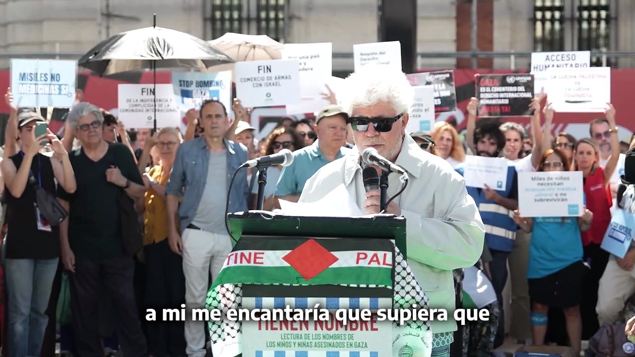 Almodóvar lee la carta de un niño gazatí en recuerdo de todos los niños y niñas palestinos asesinados por Israel