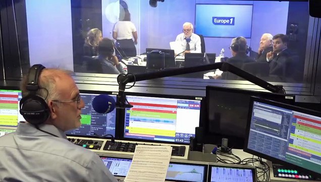 Propos de François Hollande : «On parle de l'ancien président de la République, il doit penser à son petit siège de député», estime Gauthier Le Bret