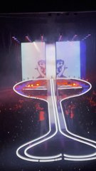 Benson Boone opens Nashville concert with a flip