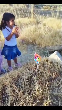 Kabir ziyaretlerinde sünnet-i seniyyeden ayrılmayın! Müslüman mezarlıklarını rüzgar gülü tarlasına çevirdiler