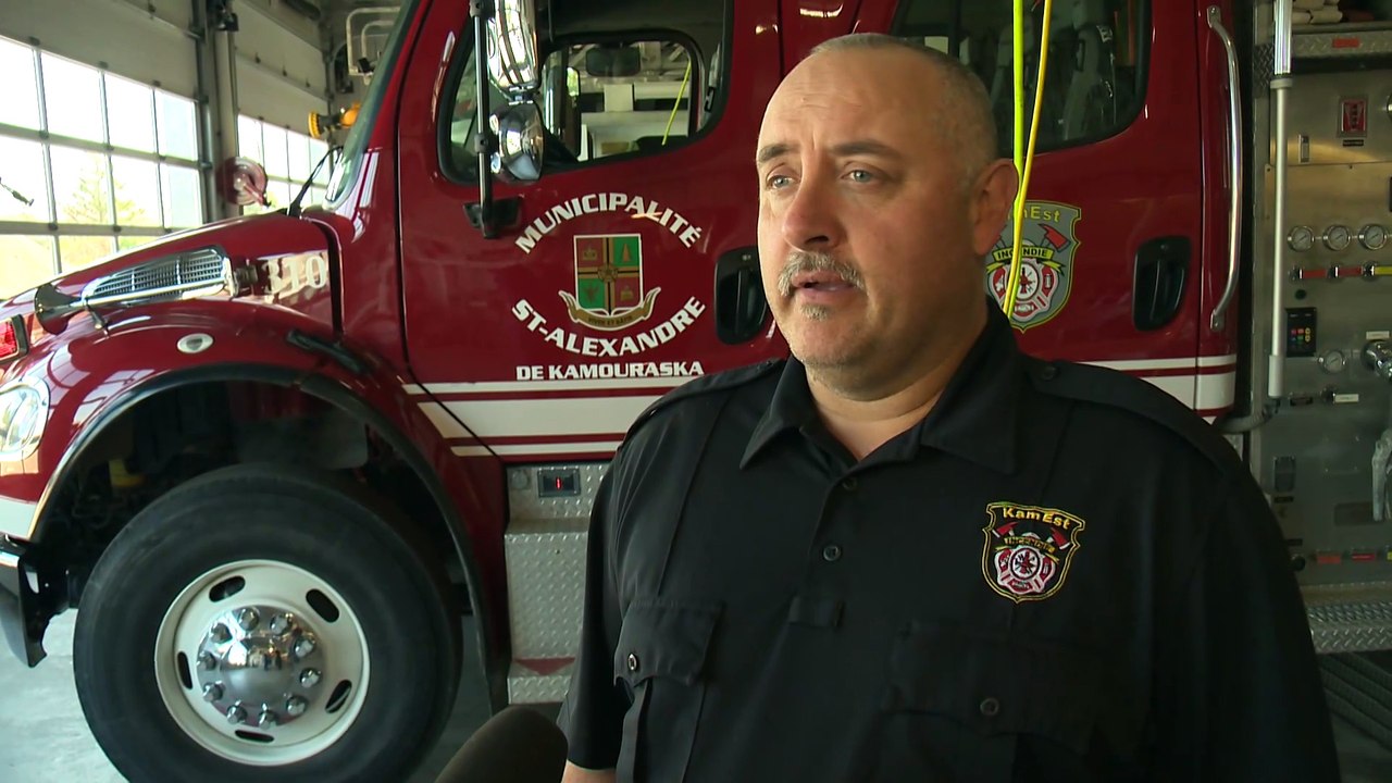 Des pompiers marchent 37 kilomètres en habit de combat pour une bonne cause