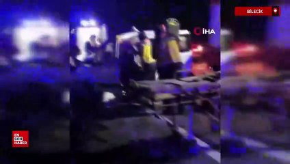 Bilecik'te hafif ticari araç ile kamyonet çarpıştı